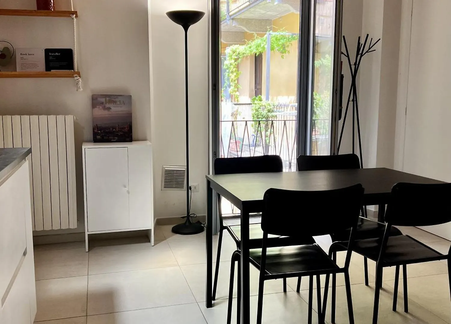 Bilocale Su Corte Milanese Milano